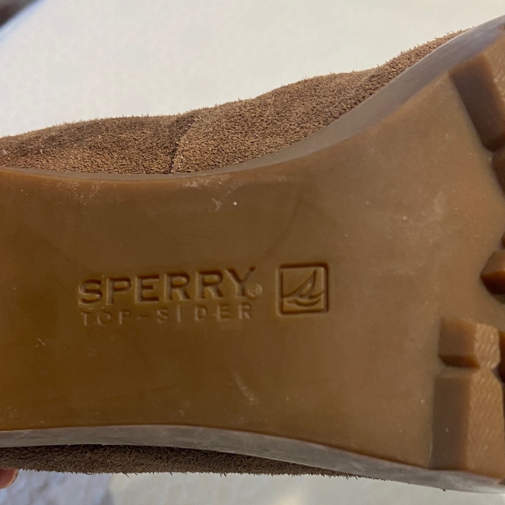 Sperry Brown Suede Boots with Red Laces - Picture 5 of 9
